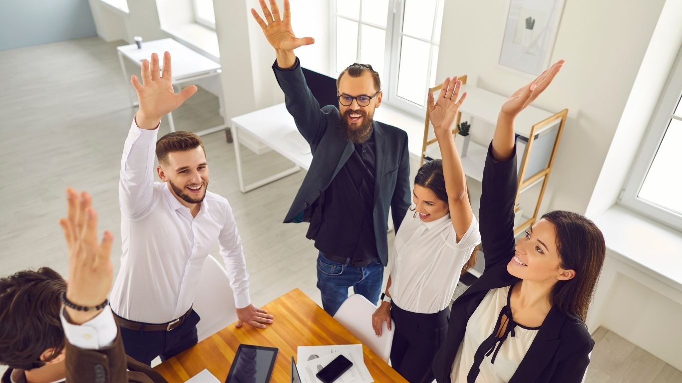 Cómo Estructurar un Equipo de Ventas en 2026